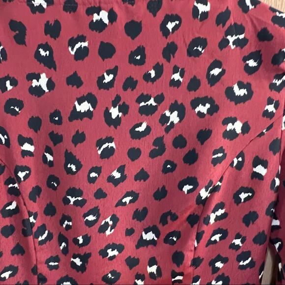 Divided by H&M Dark Red Leopard Print Wrap Mini Dress Size 4 Animal Print - Picture 10 of 10